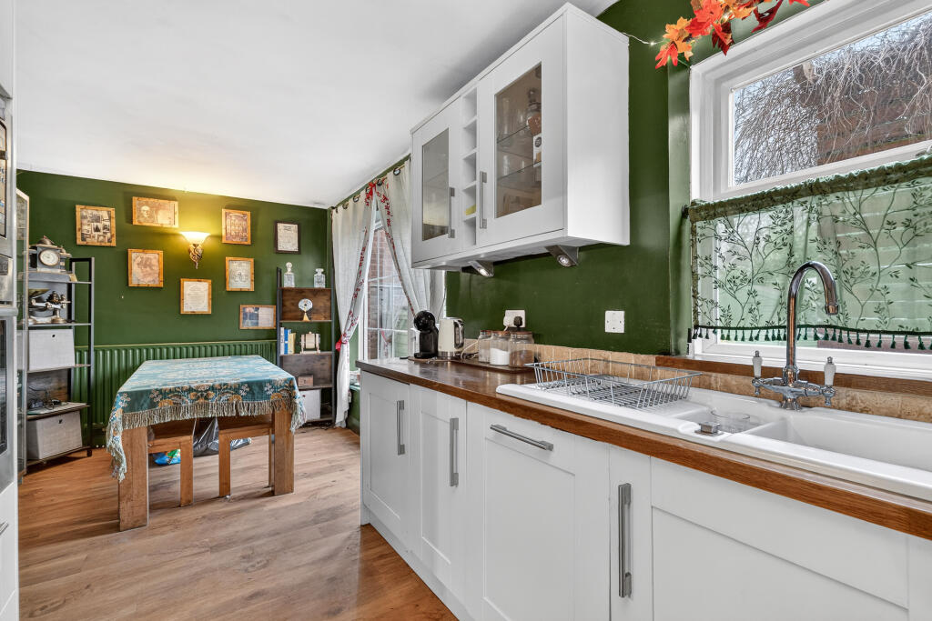 Durham Close, Wokingham, RG41 - View 3