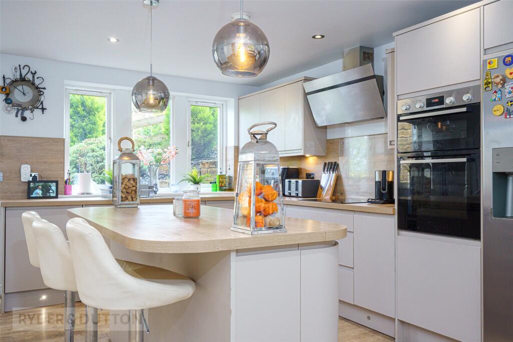 House in Kirklees, West Yorkshire - View 4