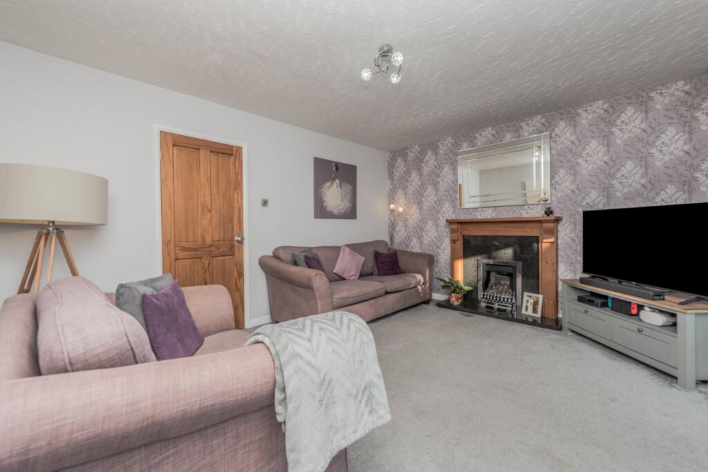 Wendron Way, Idle, Bradford, BD10 photo 3