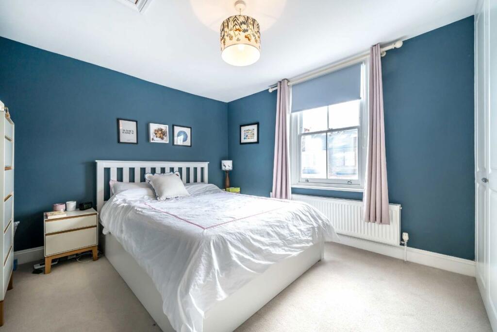 House in London - More