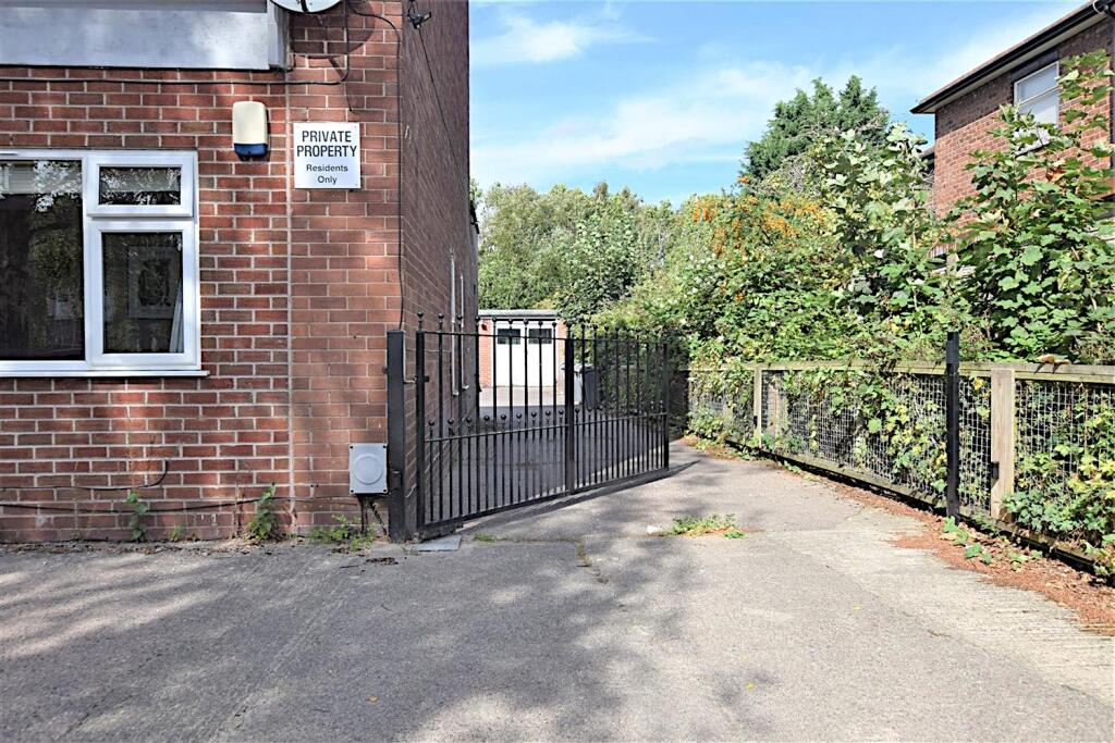 Property photo 11