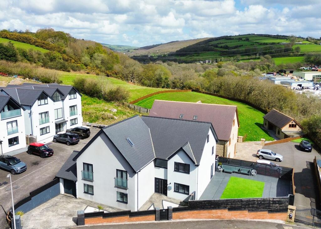 Main image of property: Abergarw Meadow, Brynmenyn, CF32