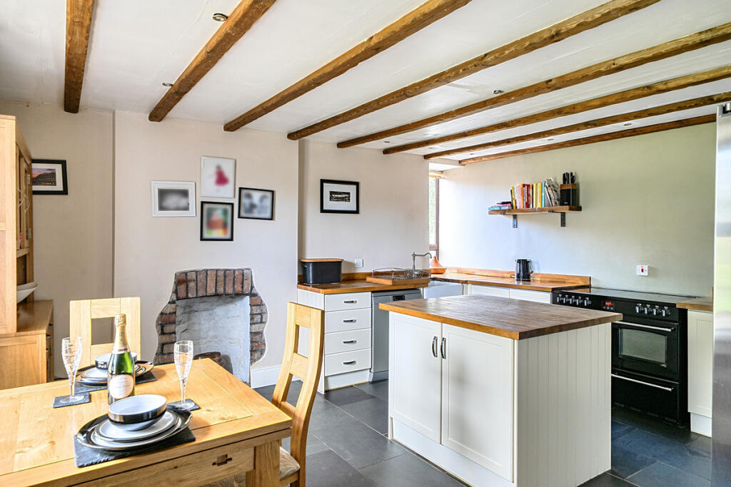 Frampton End Road, Bristol, BS36 photo 4