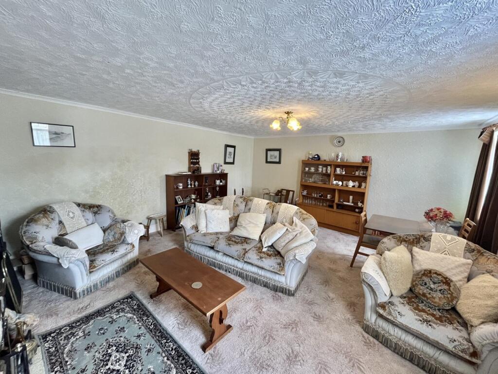 Cefntirescob, Llandeilo, Carmarthenshire. photo 4