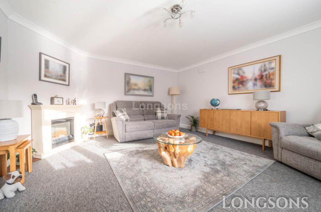 Rollesby Avenue, Swaffham photo 4