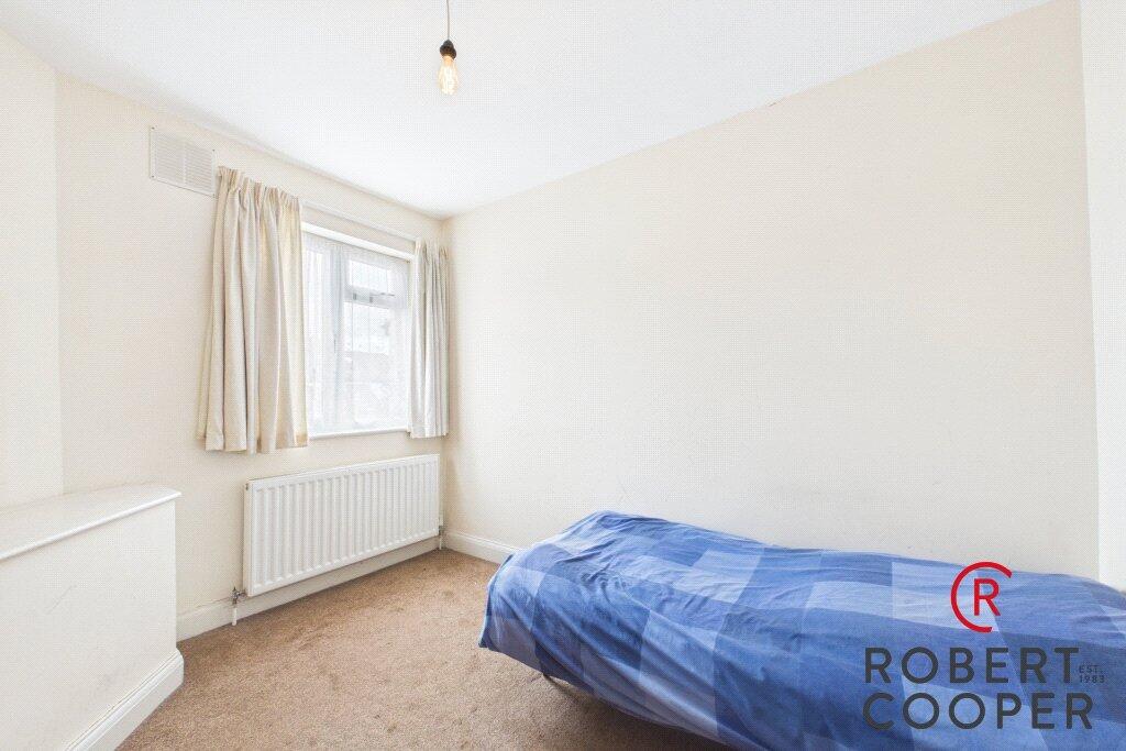 House in Harrow - More