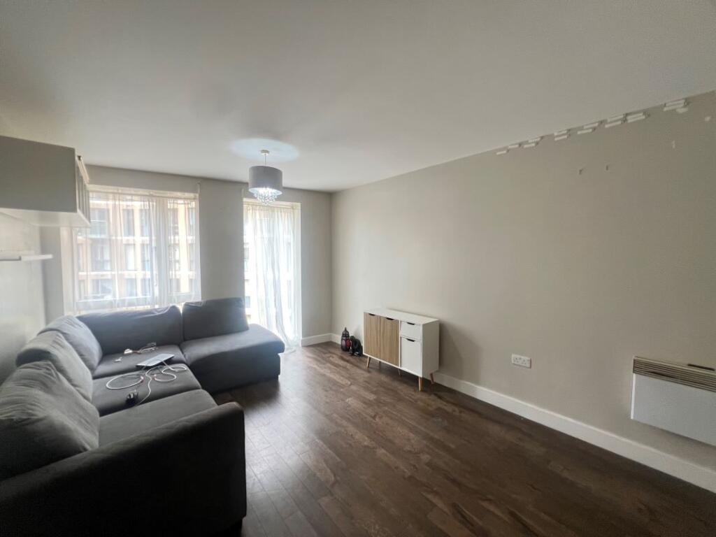 Apartment in Birmingham, Chinese Quarter, Digbeth - View 5