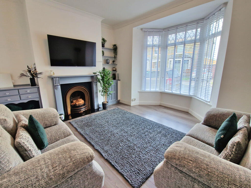 South Road, Porthcawl, CF36 3DG photo 2