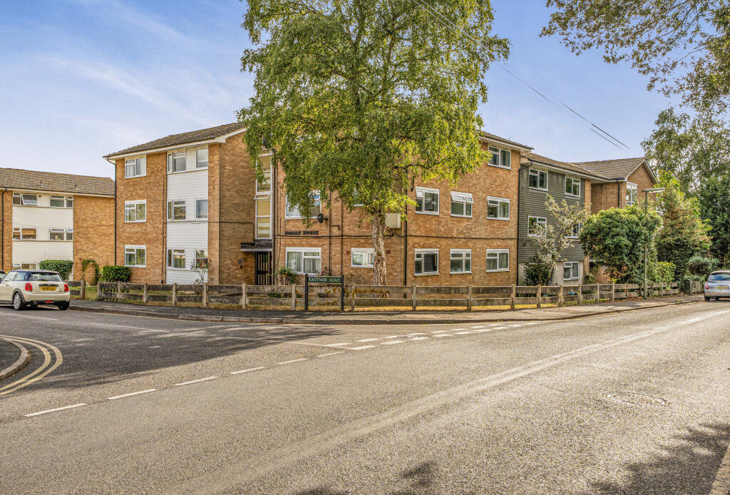 Main image of property: Park Lane East, Reigate, Surrey, RH2