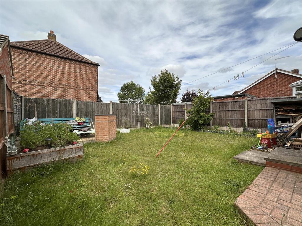 Hawton Lane, Balderton, Newark - View 3
