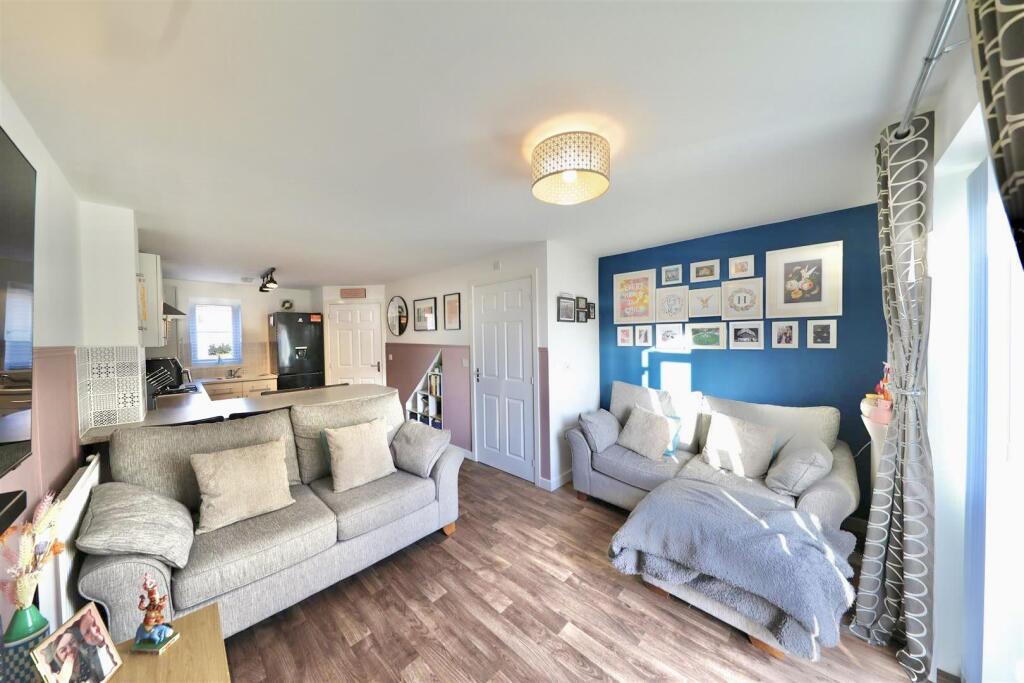 House in Hull, Kingswood - View 4
