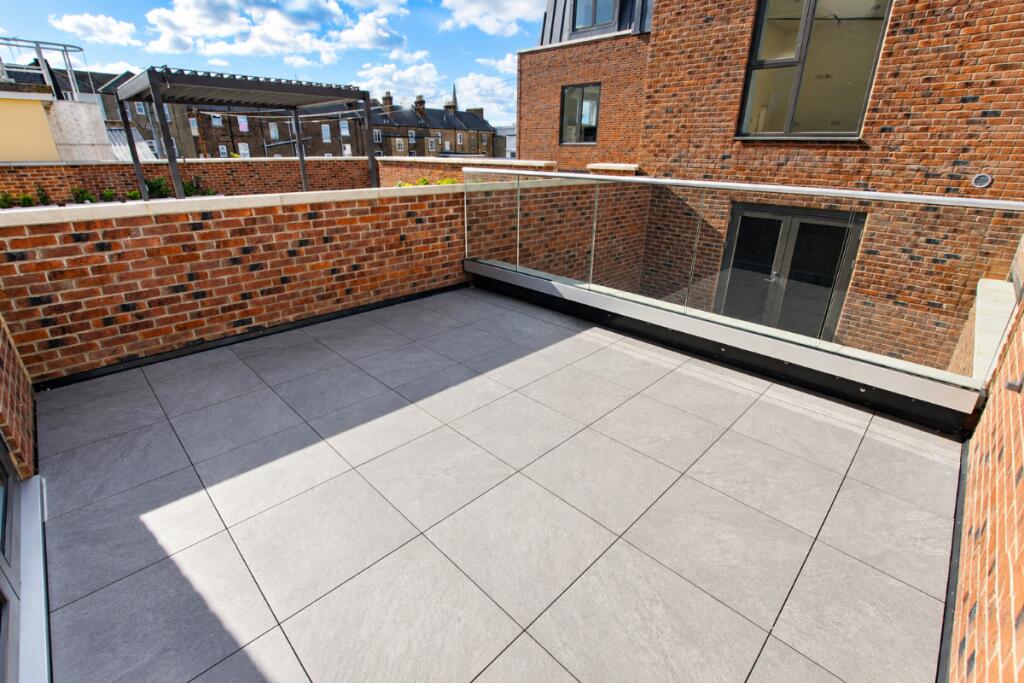 Apartment in Canterbury - View 2