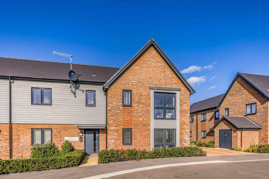 1-bed flat on Egret Court End, Chichester, £200,000
