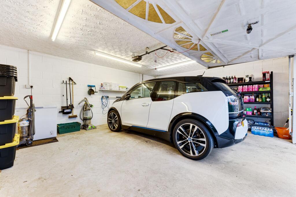 Additional image 44 of Holme Lane, Rossendale, BB4 | Substantial 4-Bed Home on Generous and Private Plot