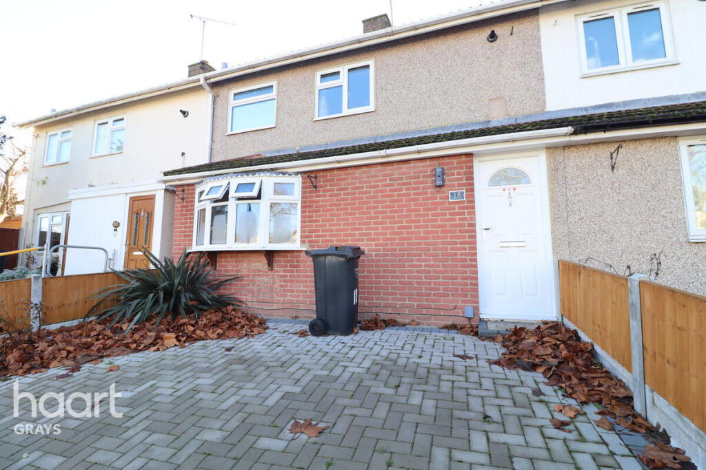 Main image of property: Quilters Straight, BASILDON