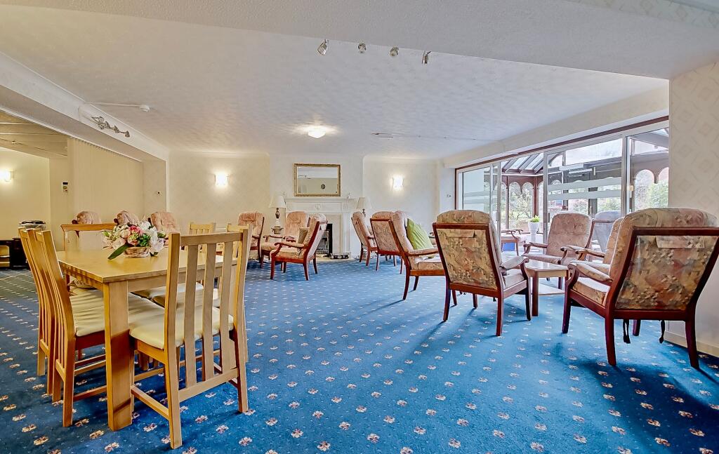 Apartment in Worcester - View 4