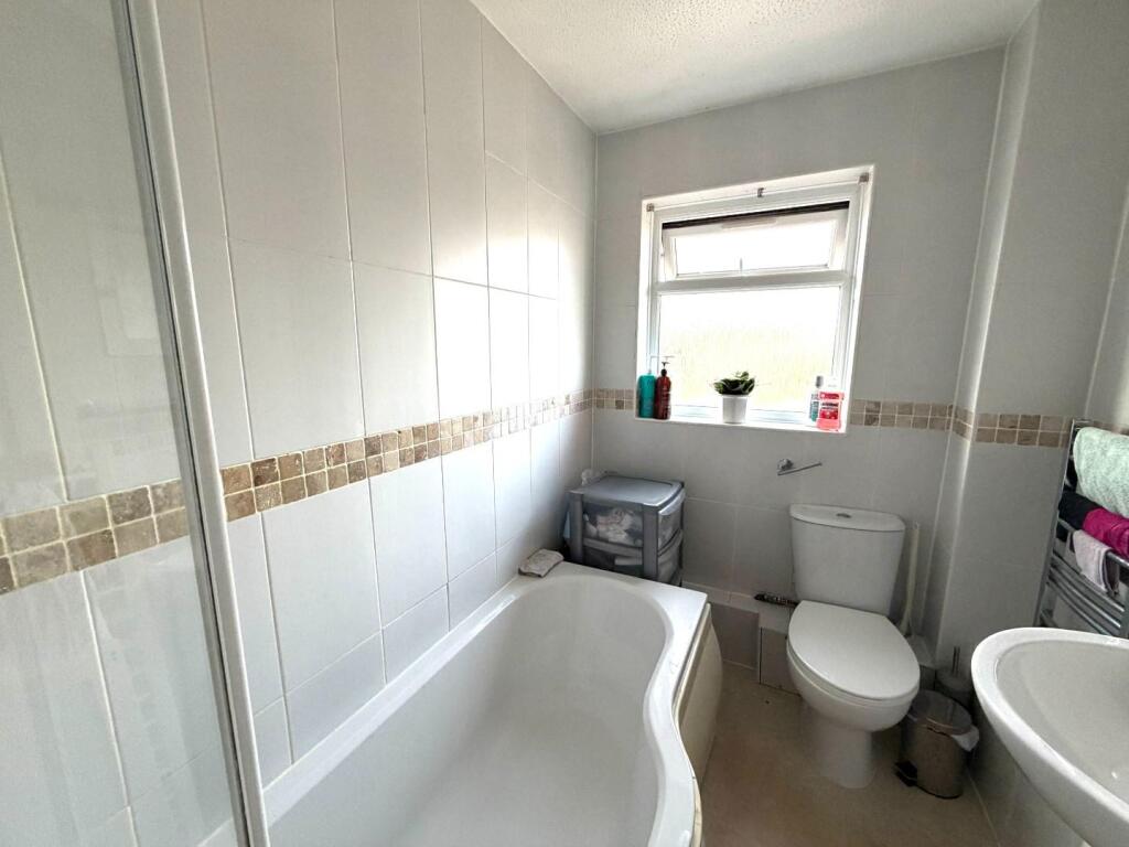 Additional image 8 of Oakfield Road