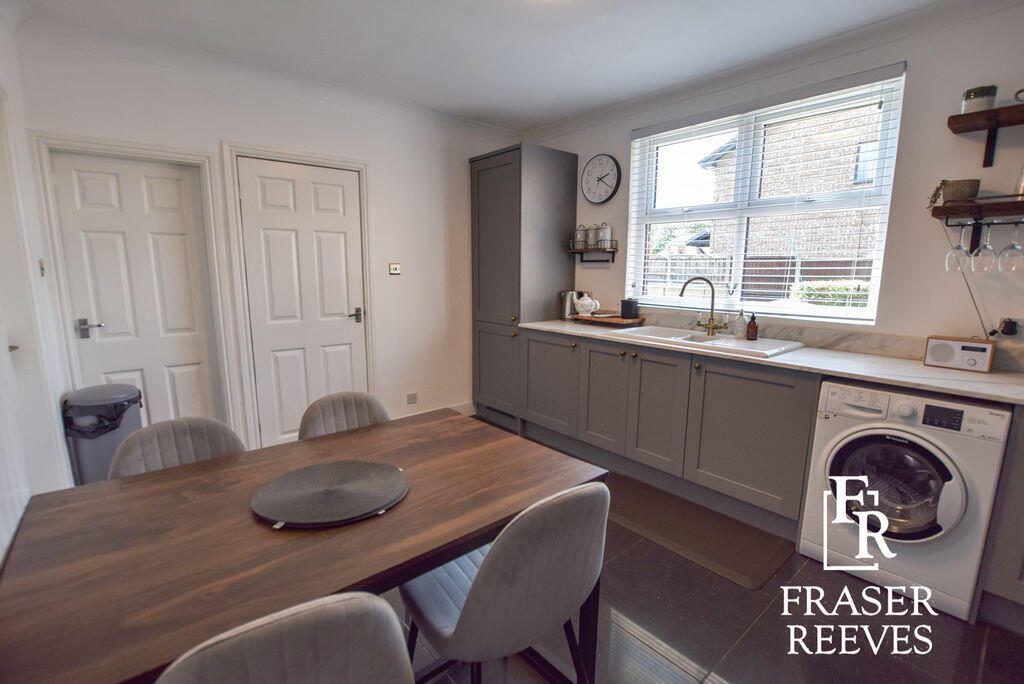 House in Warrington, Golborne - More