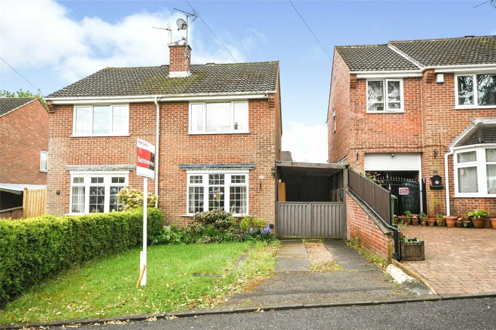 2-bed semi-detached on Derwent Close, Rainworth, Mansfield, Nottinghamshire, NG21, £150,000