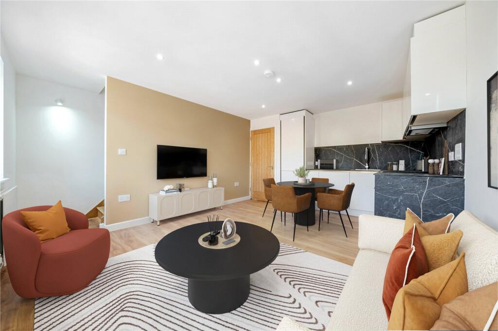 House in London - View 3