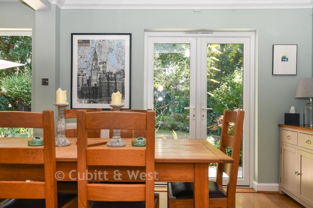 House in Redhill - View 5
