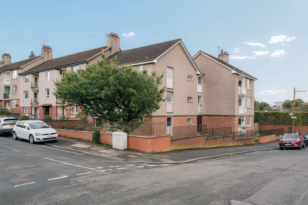 2-bed flat on 121 Helensburgh Drive, Jordanhill, G13, £140,000