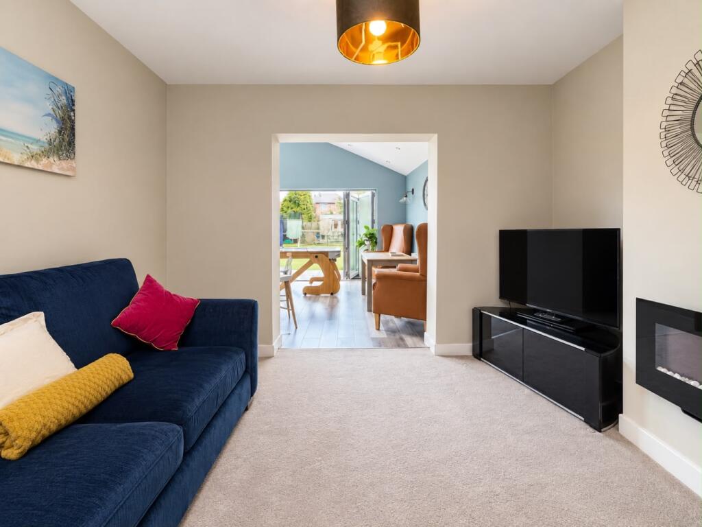 House in Sefton, Liverpool City Region - View 5