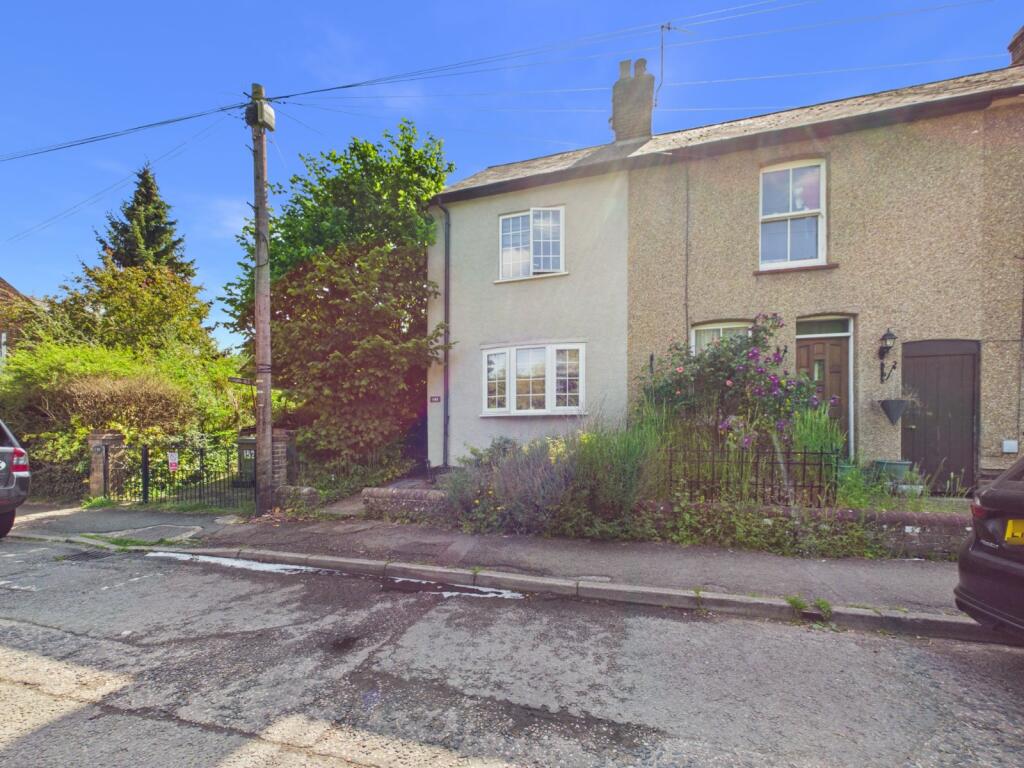 Main image of property: Bois Moor Road, Chesham, HP5
