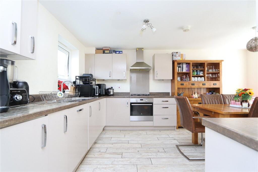 Montague Crescent, Brooklands, MK10 - View 2