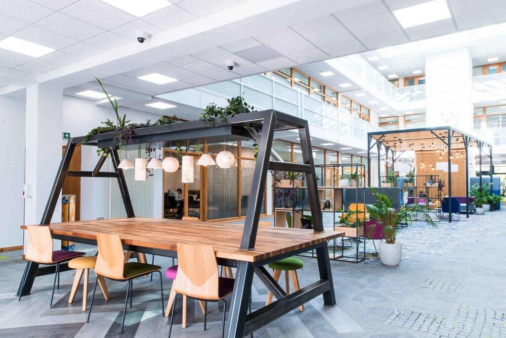 Main image of property: 5-6 Shenley Pavilions, Chalkdell Drive, Shenley Wood, Milton Keynes, Buckinghamshire, MK5