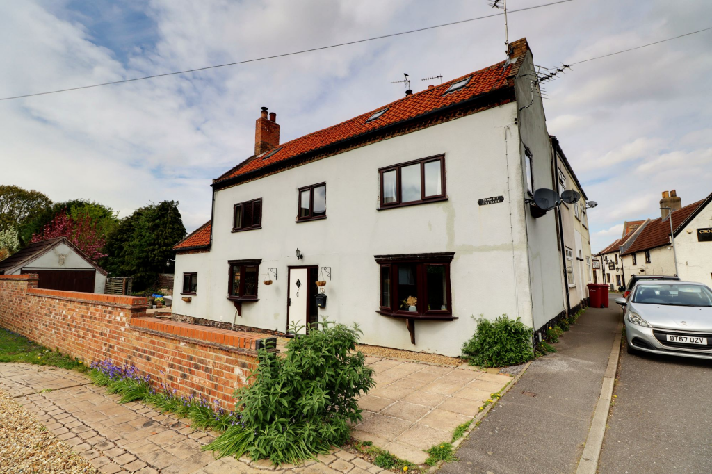 Main image of property: South Street, Owston Ferry, DN9