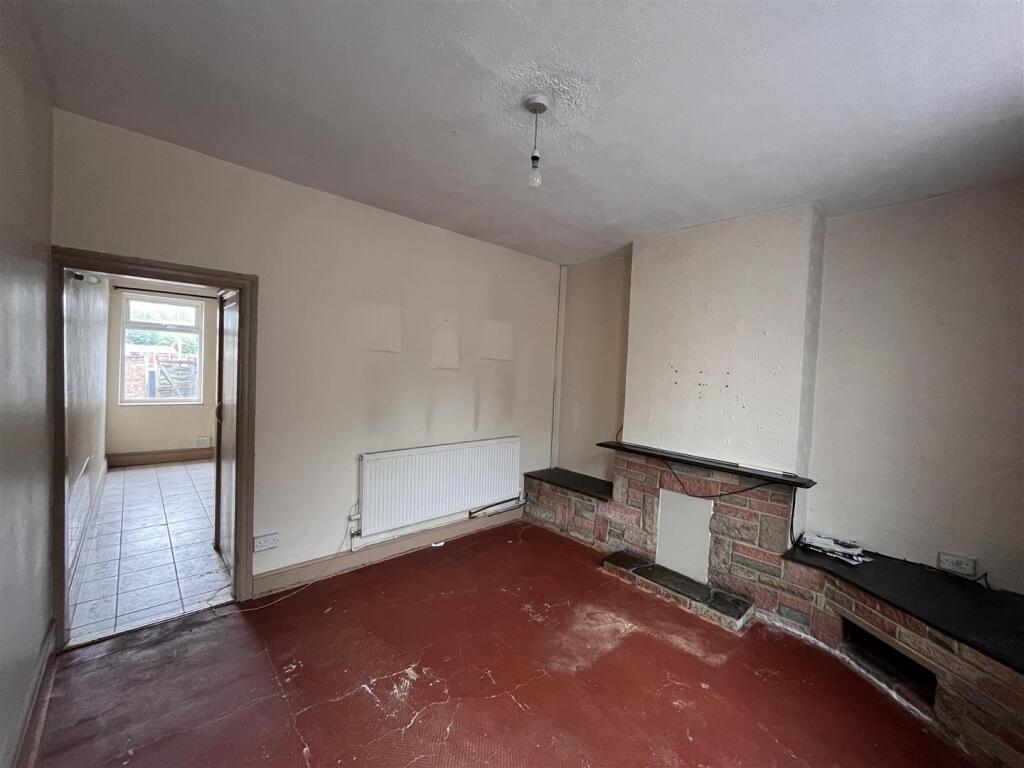 House in Swadlincote, Newhall - View 5