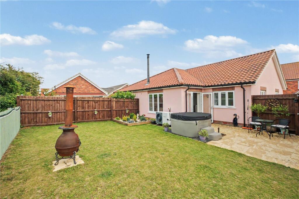Nursery Place, Woodton, Bungay, Norfolk, NR35 photo 3