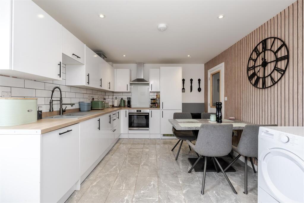 House in Peterborough - View 2