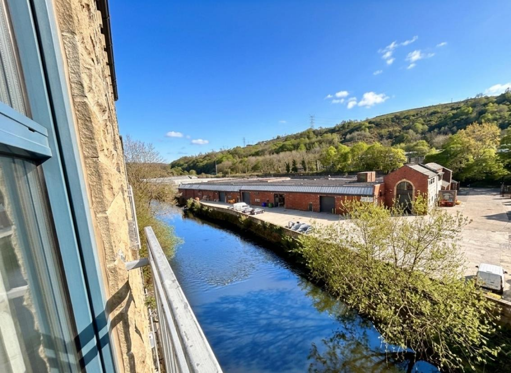 Main image of property: Old Cawsey, Sowerby Bridge