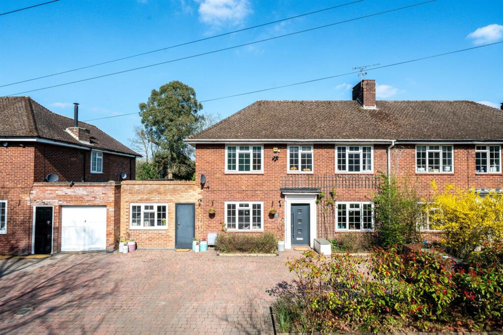Main image of property: Oaklands Lane, St Albans