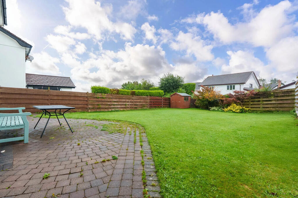 12, Alderley Close, Douglas photo 2