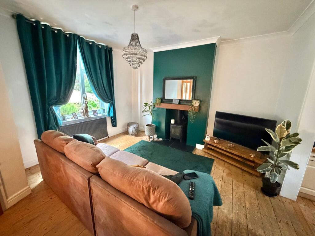 House in Bradford, Haworth and Stanbury - More