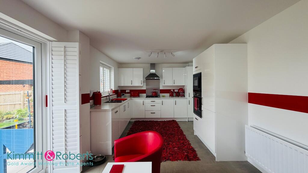 Brambling Close, Seaham Garden Village, Cold Hesledon, Seaham, Durham, SR7 8FD photo 4