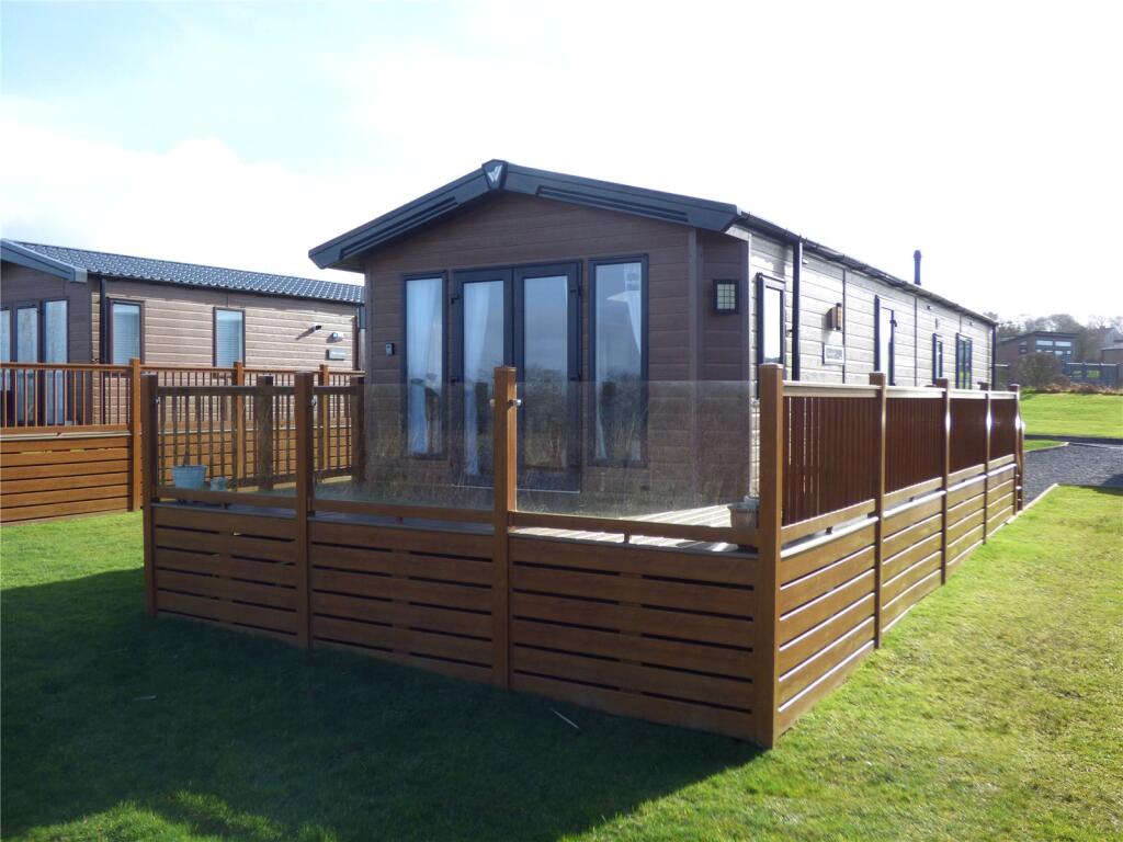 2-bed caravan on Parc Morlais, Llanon, Ceredigion, SY23, £85,000