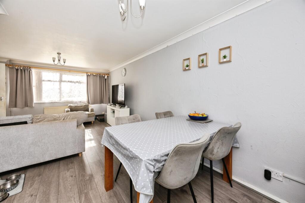 House in Tonbridge - View 5