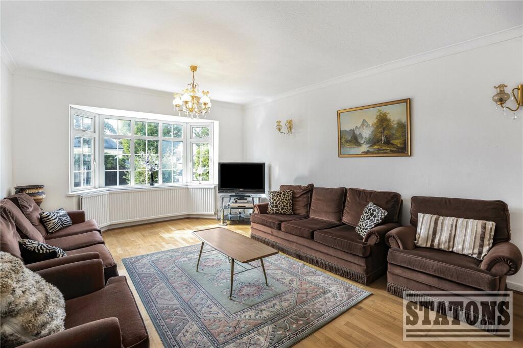 House in Barnet, Hadley Wood - View 3