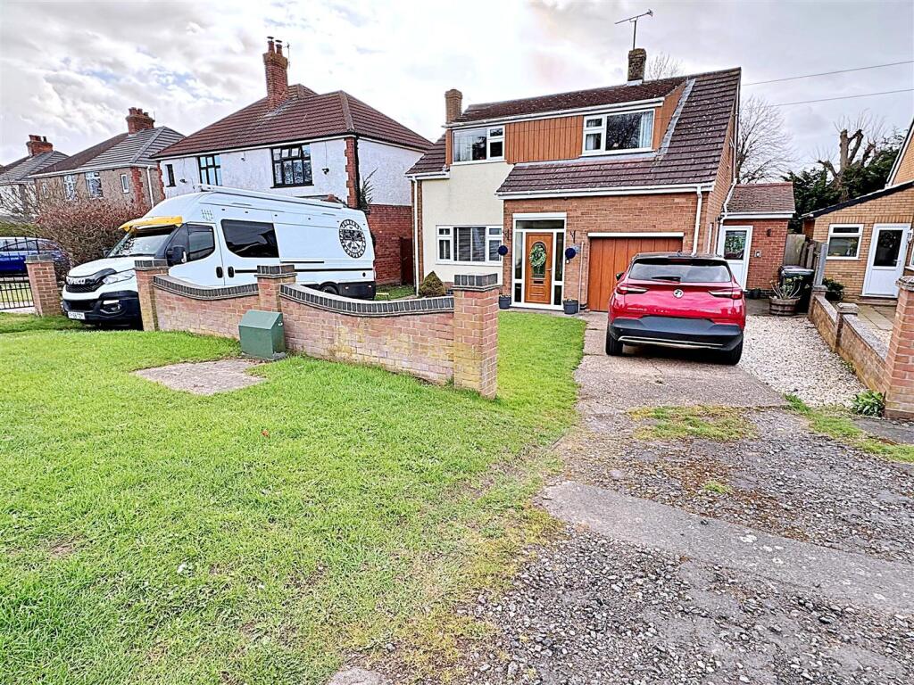 Main image of property: Louth Road, Holton-Le-Clay, Grimsby, Lincs, DN36 5AE