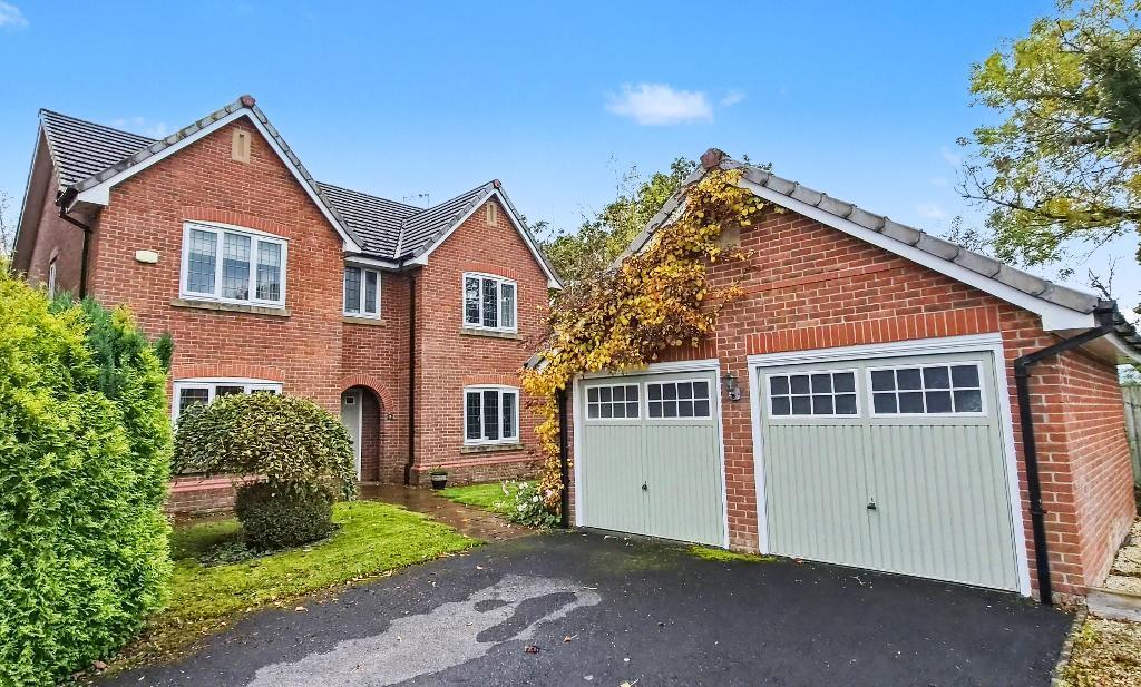 5-bed detached on Westfield Close, Whalley, BB7 9XG, £699,000