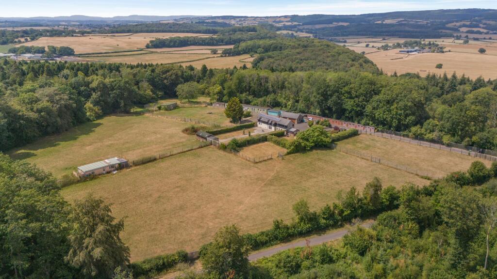House in Rogiet, Llanfihangel Rogiet - View 2