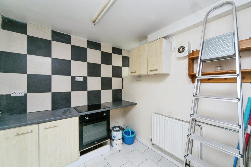 High Street, Deiniolen, Caernarfon, Gwynedd, LL55 photo 4