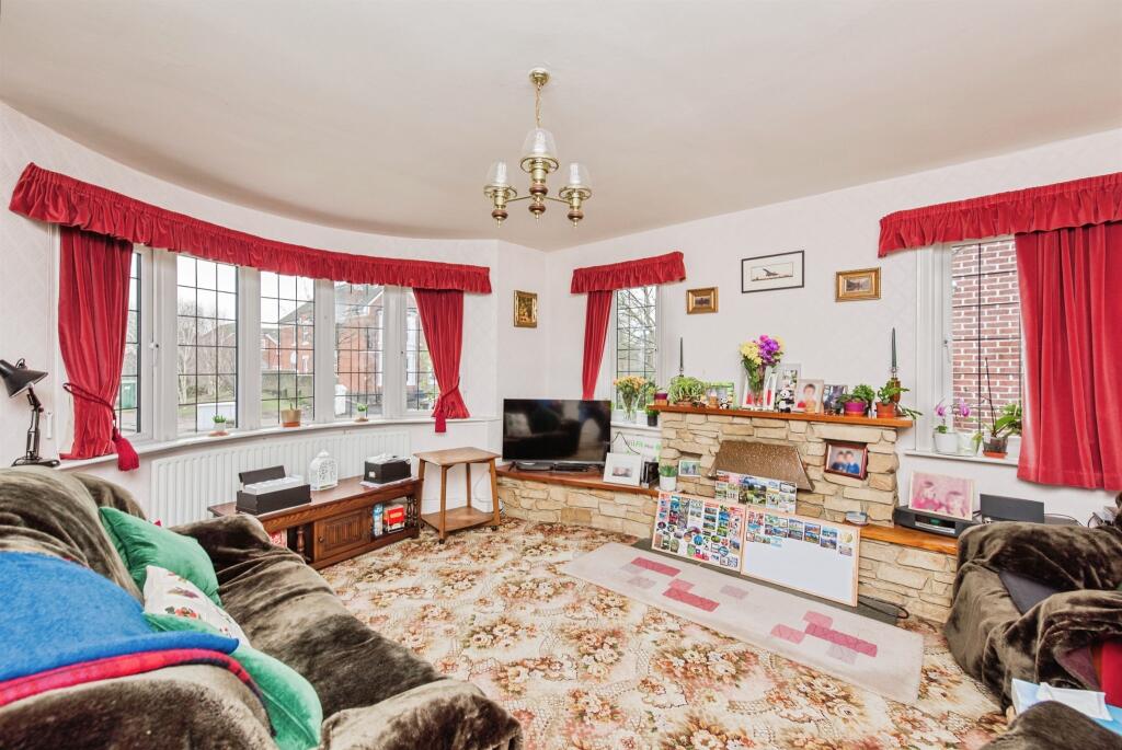 Additional image 2 of Upper Gungate, TAMWORTH