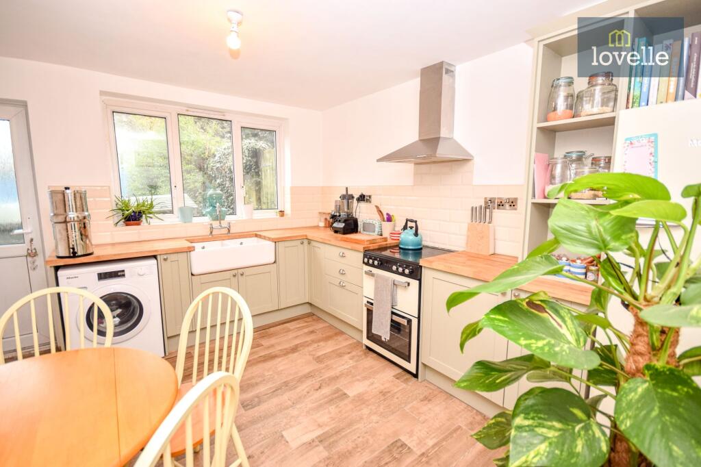 Main image of property: Commercial Road, Louth, LN11