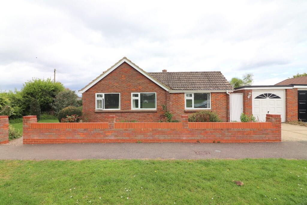 Main image of property: Lime Close, Barton Le Clay, Bedfordshire, MK45 4PR