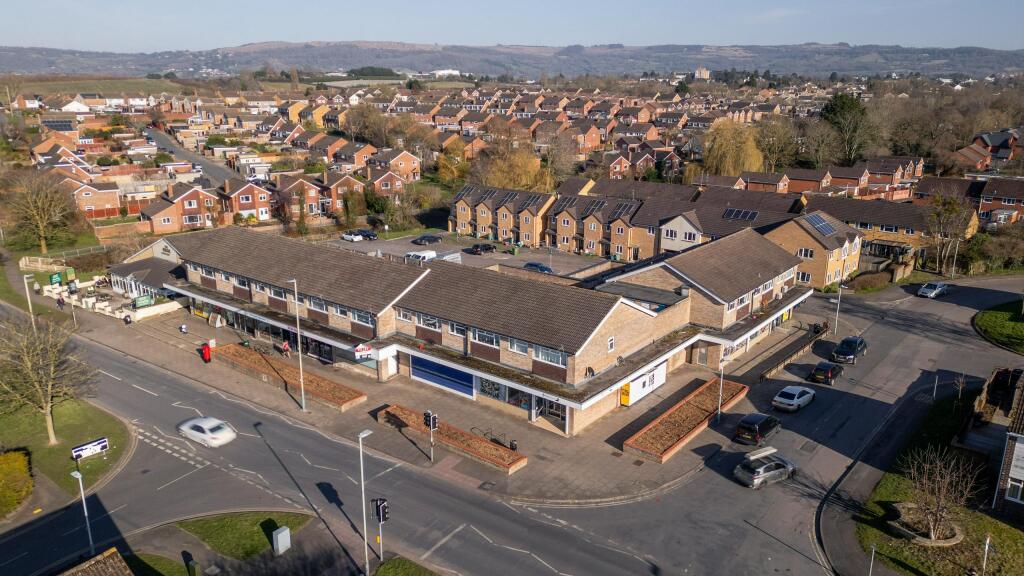 Main image of property: Flat 1 (Commercial Unit), Wymans Brook, Cheltenham